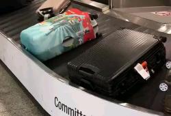 坐飞机行李托运是怎么回事(上飞机行李箱可托运跟需托运的区别)